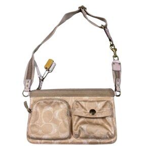 Coach Signature Cs Convertible 4-Pocket Y2K Pouch/Belt Bag/Crossbody 2 Hangtags